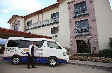 Quinta Dorada Hotel & Suites 