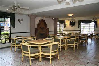 Hotel Quinta Dorada &