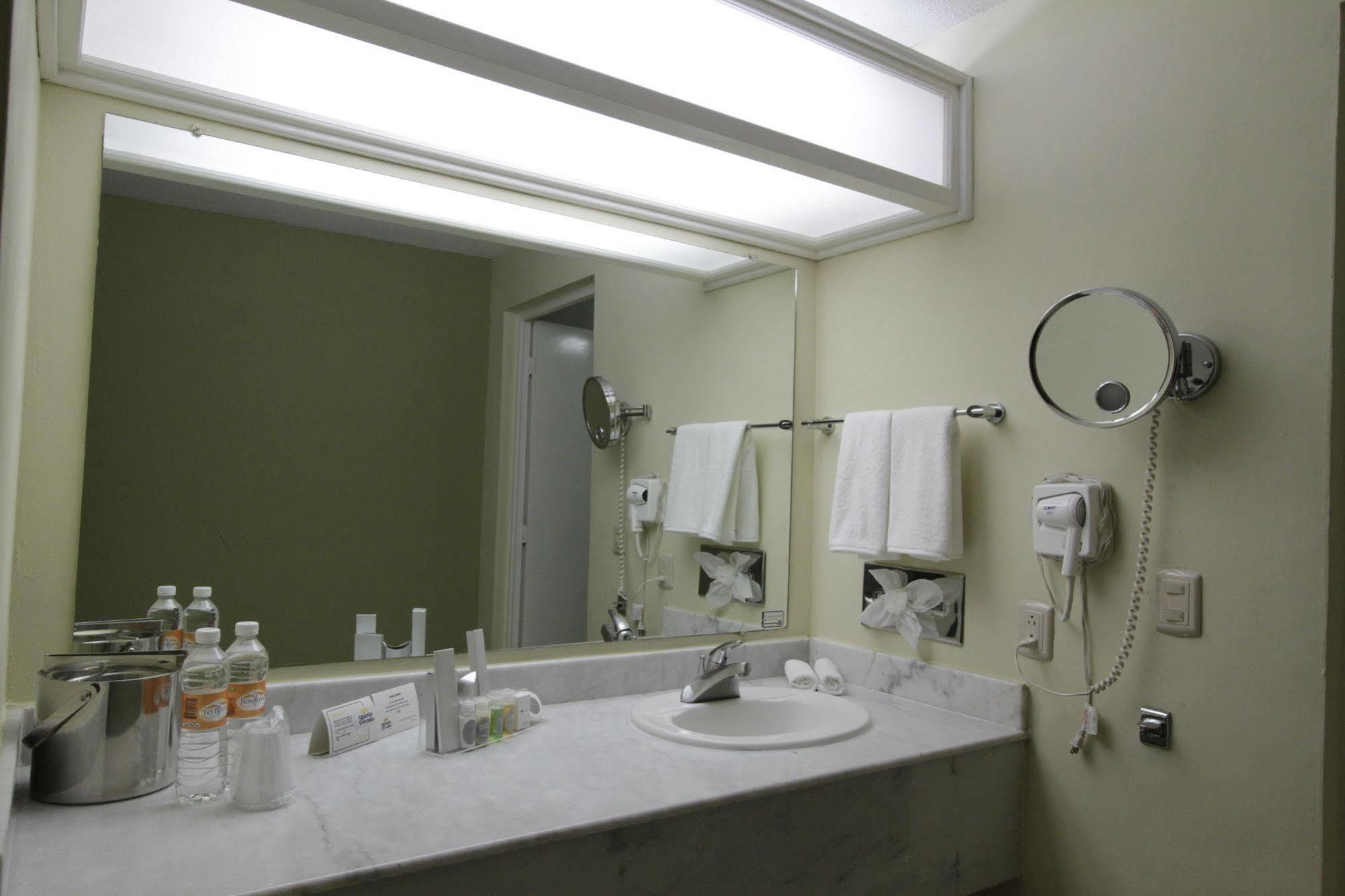 Hotel Quinta Dorada Hotel&suites 4*